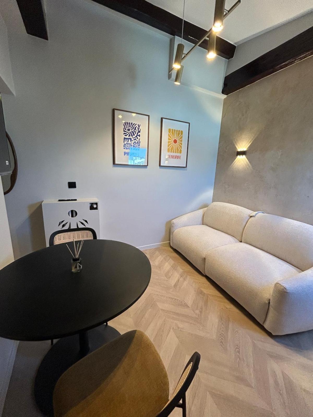 Luxury Parc Monceau Apartment